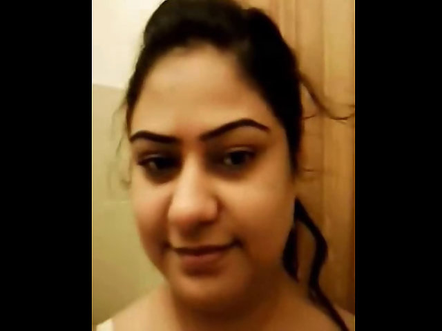 Sexy Desi Bbw Wife Blowjob Urdesi