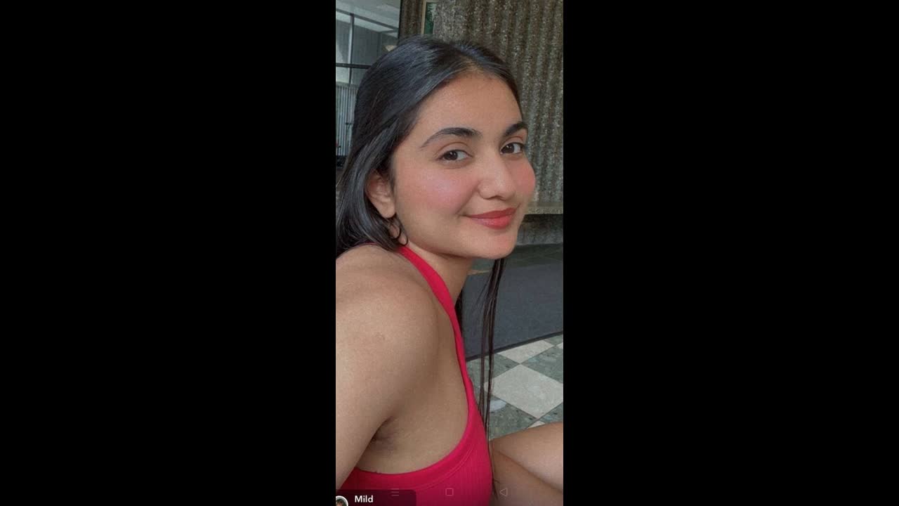 Gorgeous Beautiful Sexy Indian Showing Masturbating 8MoreClip