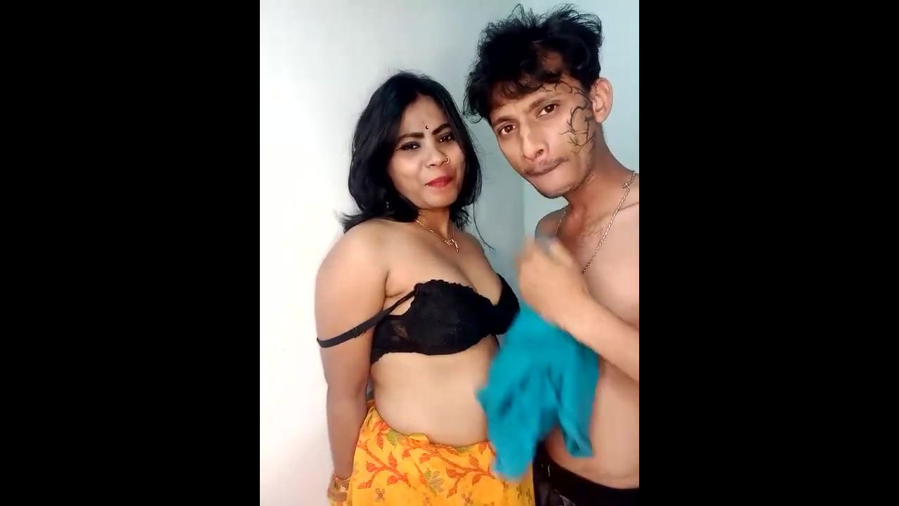 Beautiful couple Romance and Boobs pressed and Kissing