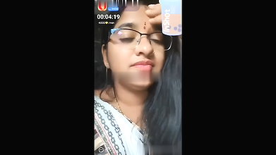 Telugu Aunty Pranaya Showing