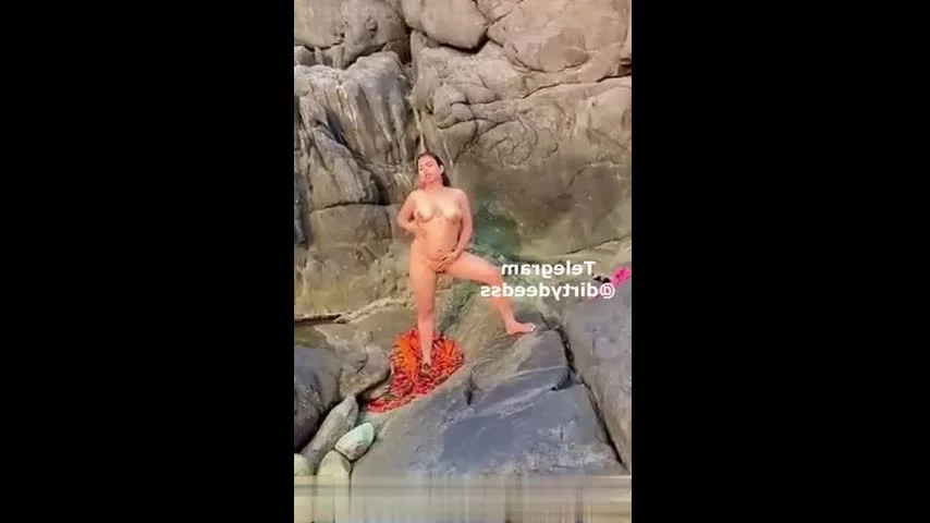 DK insane Full Nude Outdoor Photoshoot with Masturbation