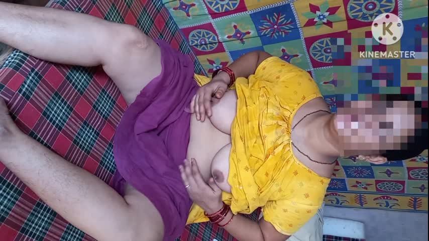 Secretly the guy took the hot sexy Kitu Bhabhi outside in the garden and fucked her a lot