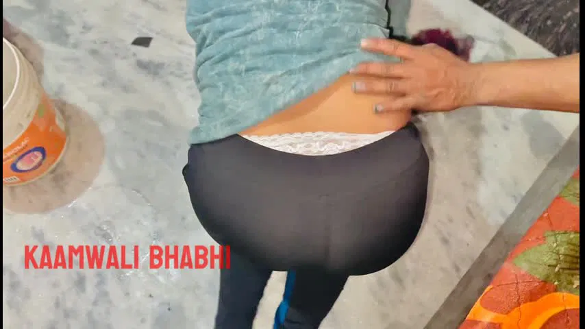 Desi KAAMWALI Bhabhi Sex With Boss Viral video In Hindi