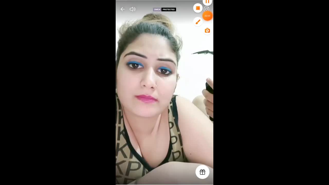 Tango MILF Anaya Chaudhary Bj and Riding Cock on Live