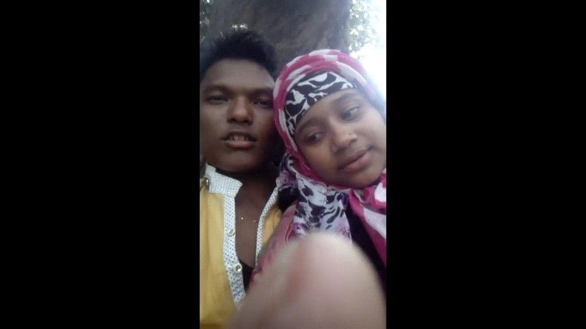 desi girl boobs sucked by boyfriend clip