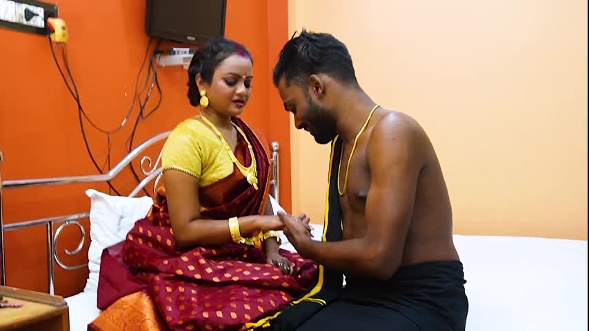 A SEXY COUPLE IN ENJOYING HER LEISURE TIME AND DOING SOME FUN & MASTI, HARDCORE SEX, SEXY SRABONI