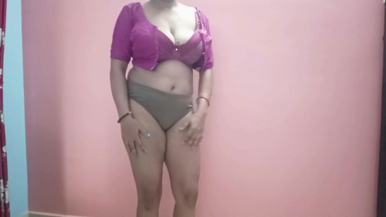Indian MILF Pallavi in Bra– Masturbating Alone with Big Natural Tits & Dirty Talk Homemade