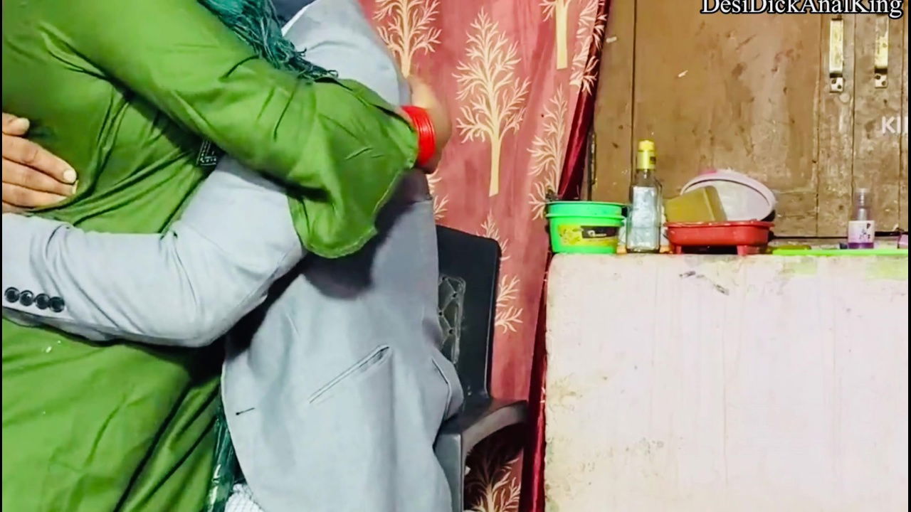 Desi hardcore sex in the bed Hindi clear voice in sex