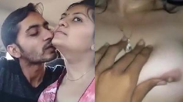 Bhabhi ki boobs dabate hue chudai ki devar ne
