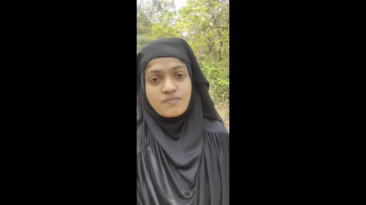 Hijabi Indian Girl Fucking In Jungle