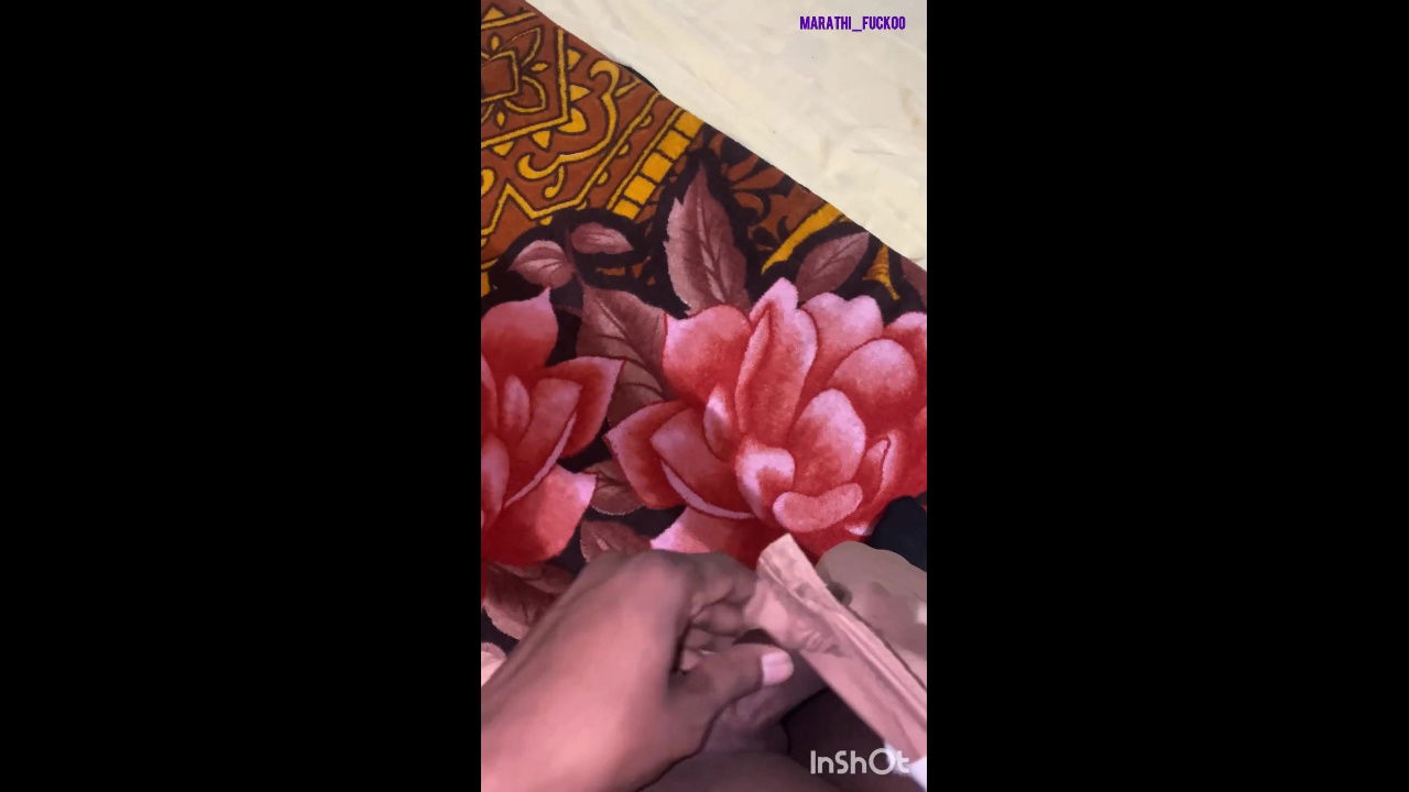 Indian desi bhabhi ko peeche se devar ne choda