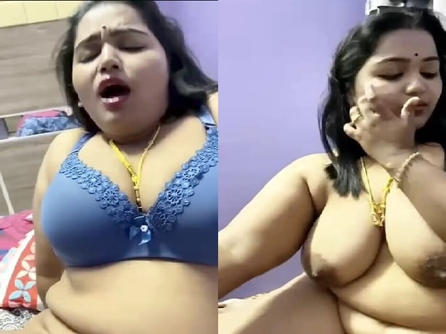 Newly married housewife naked blowjob and viral sex