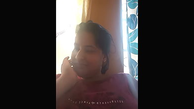 CHUBBY CHASMISH INDIAN HORNY GF SHOWING BOOBS & FINGERING HAIRY PUSSY WITH PEN 2 6